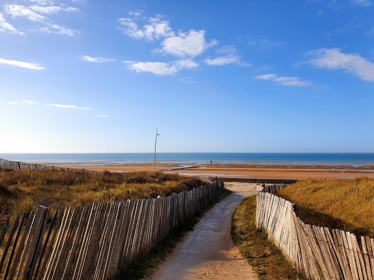 Residence Front De Mer Cabourg - Acces Direct Plage Exterior photo