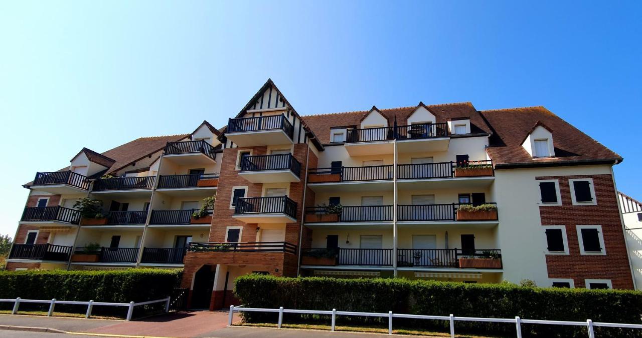 Residence Front De Mer Cabourg - Acces Direct Plage Exterior photo